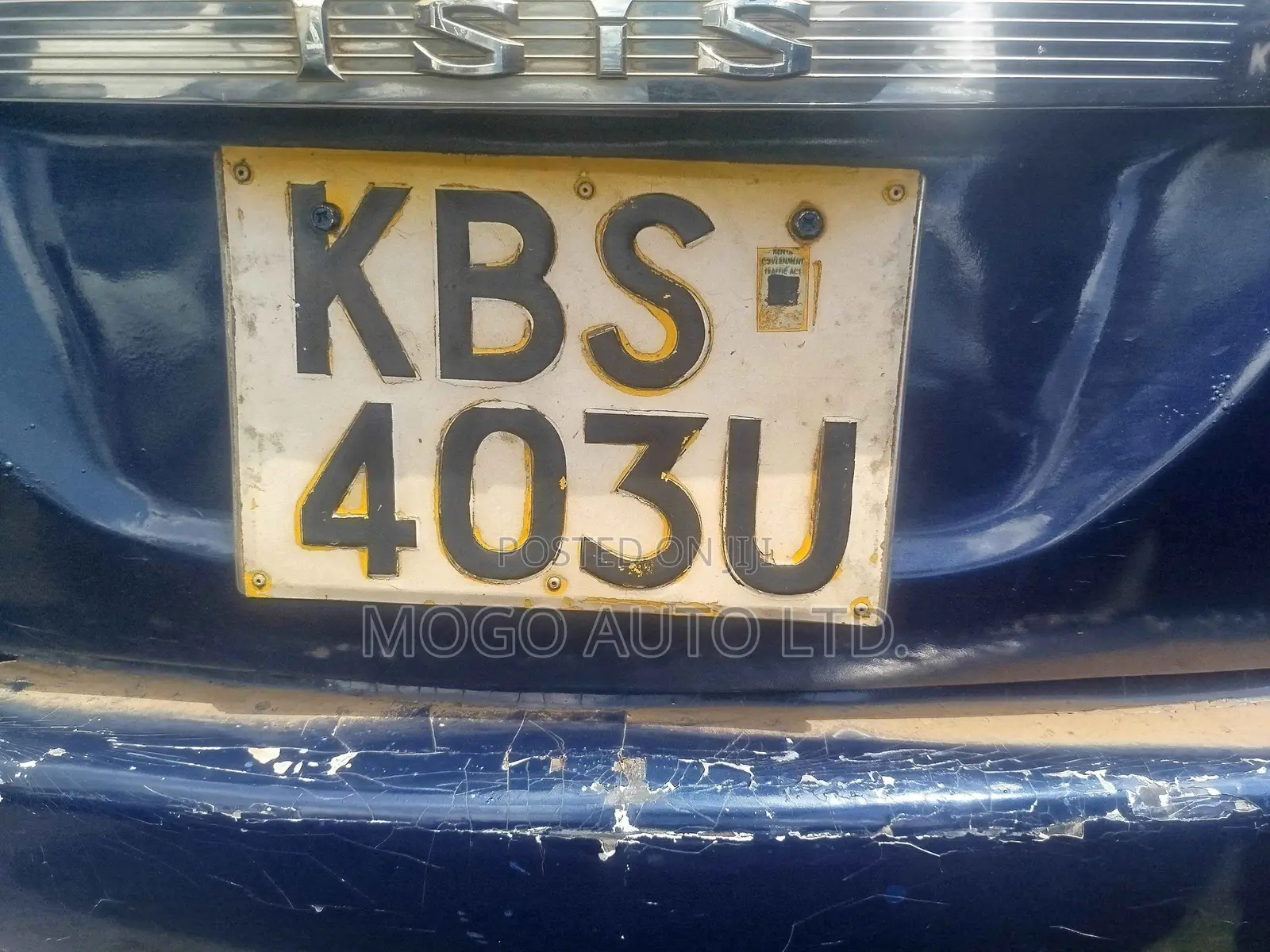 Toyota ISIS 2005 Blue