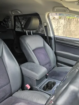 Subaru Outback 2018 White
