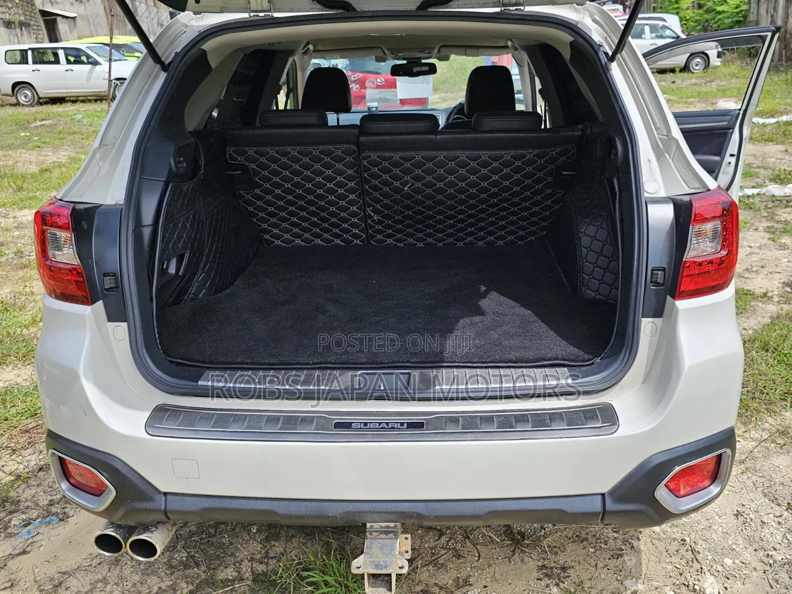 Subaru Outback 2018 White