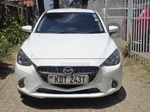 Mazda Demio 2018 White