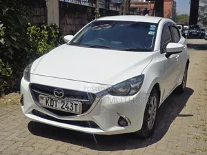 Mazda Demio 2018 White