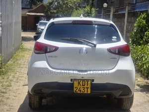 Mazda Demio 2018 White