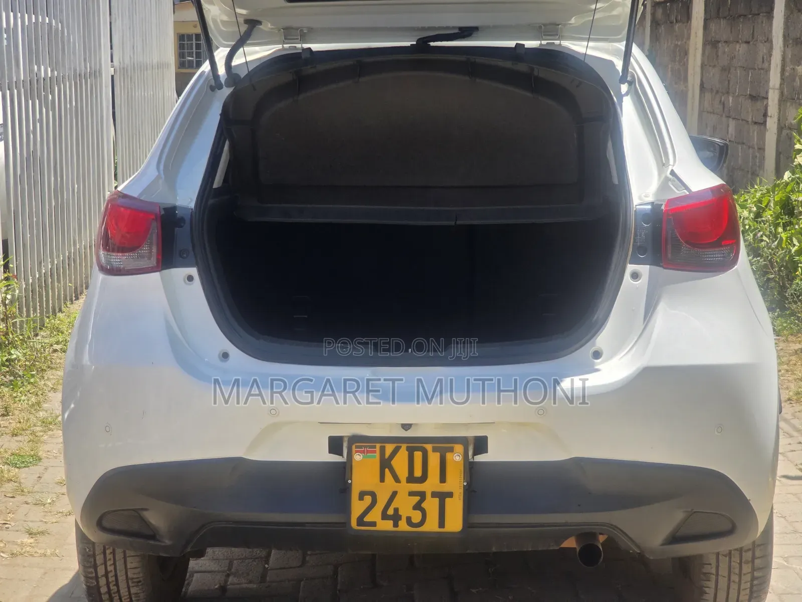 Mazda Demio 2018 White