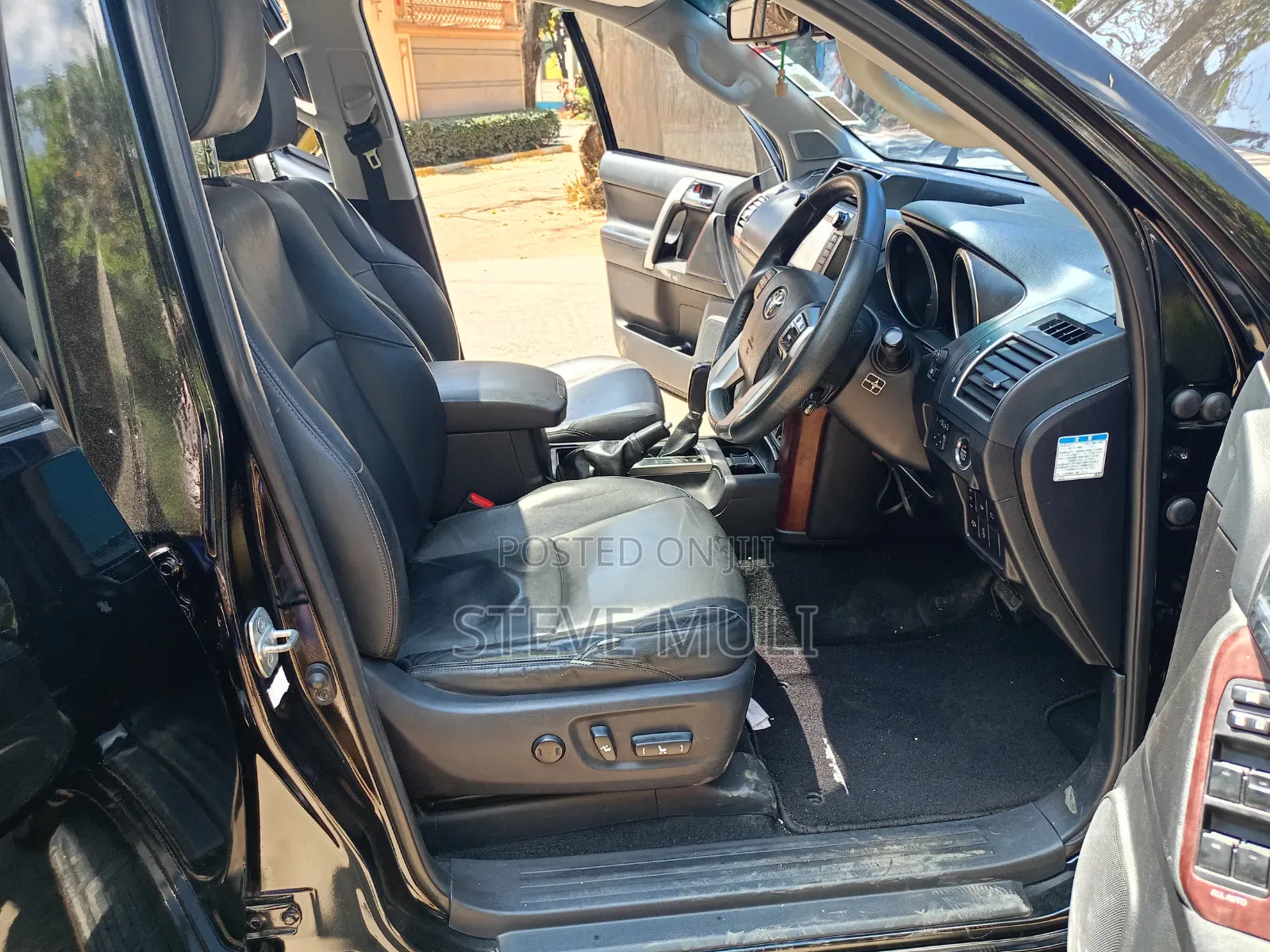 Toyota Land Cruiser 2016 Matt Black