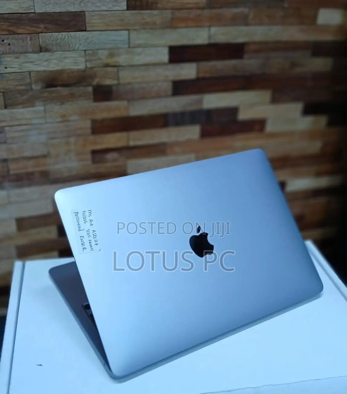 Laptop Apple MacBook Air 2020 16GB Apple M1 SSD 256GB