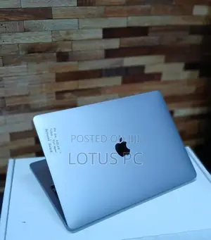 Laptop Apple MacBook Air 2020 16GB Apple M1 SSD 256GB