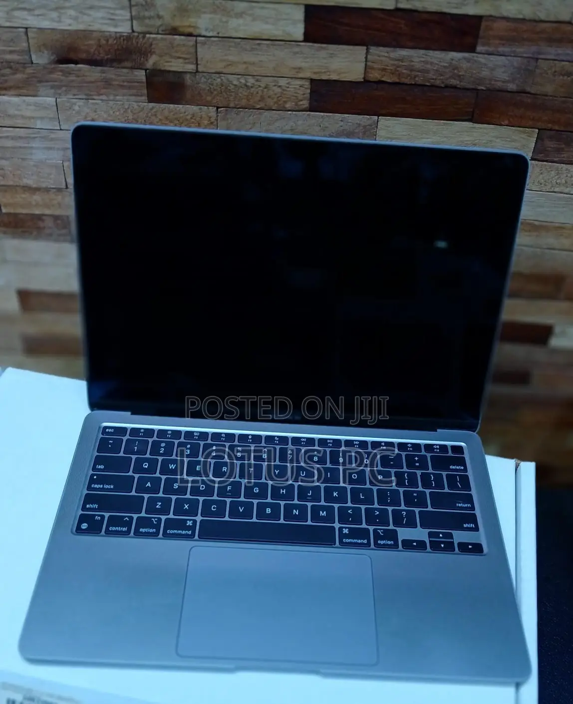 Laptop Apple MacBook Air 2020 16GB Apple M1 SSD 256GB