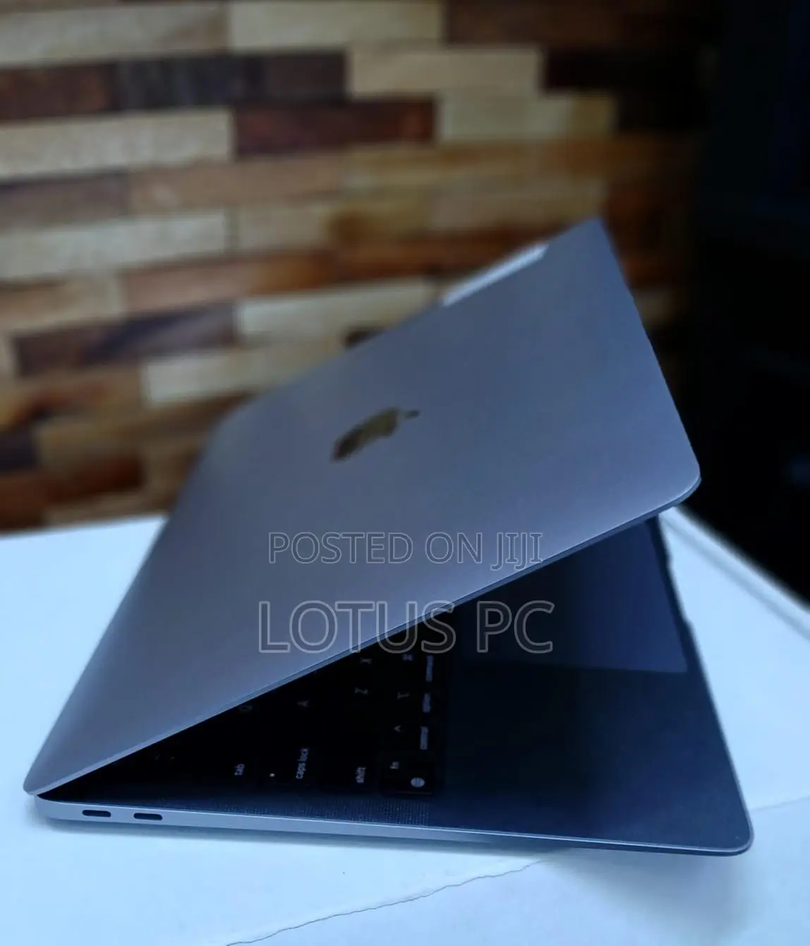 Laptop Apple MacBook Air 2020 16GB Apple M1 SSD 256GB