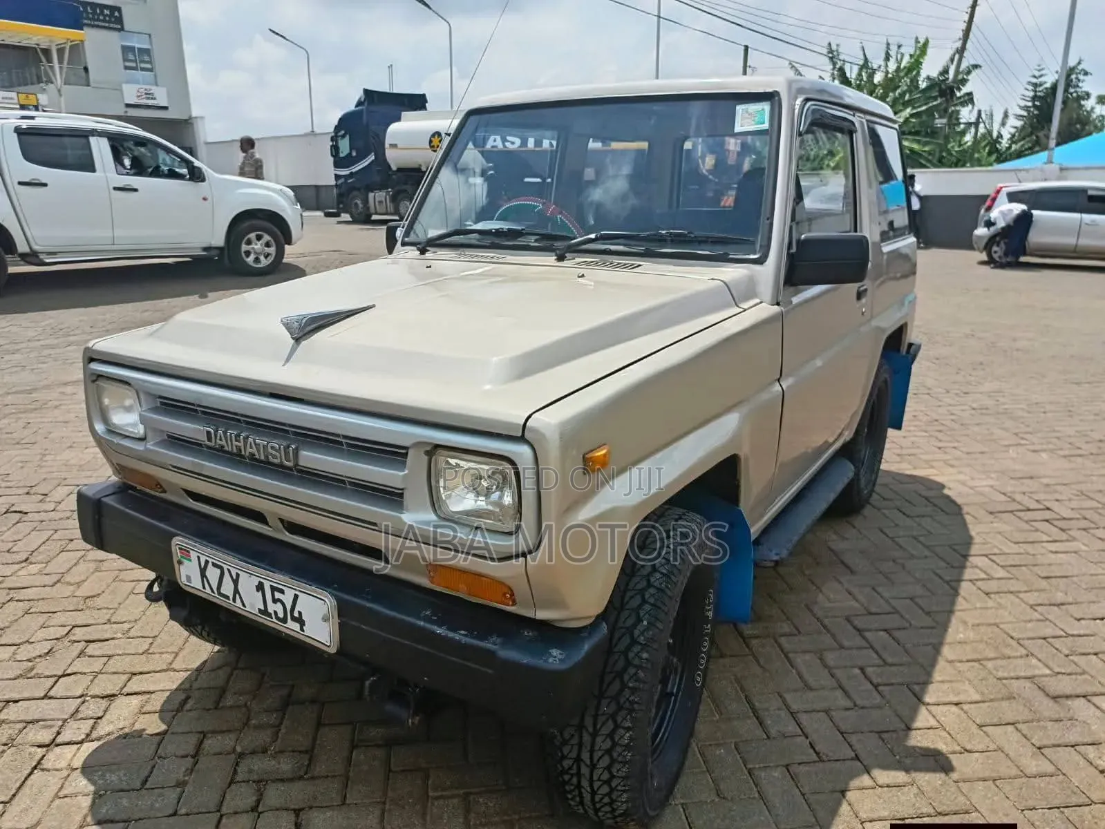 Daihatsu Rocky Wagon 1989 Beige