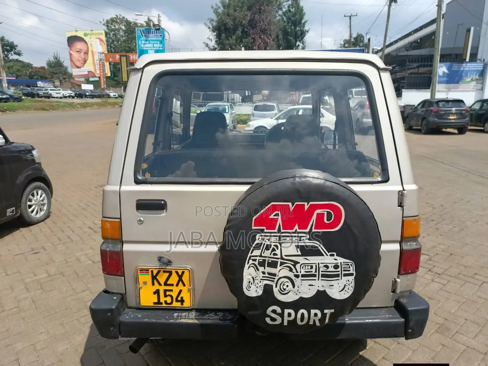 Daihatsu Rocky Wagon 1989 Beige