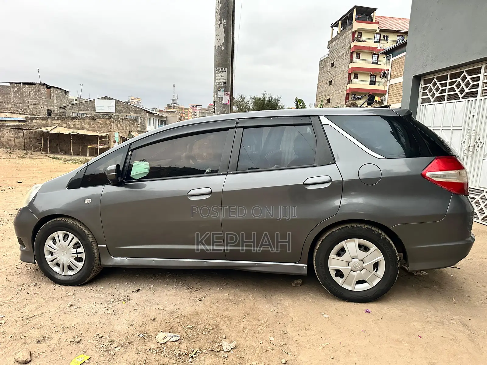 Honda Fit Shuttle 1.5 2WD 2012 Gray