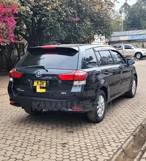 Toyota Corolla Fielder 2016 Black