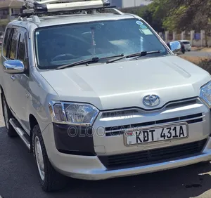 Toyota Probox 2018 Silver