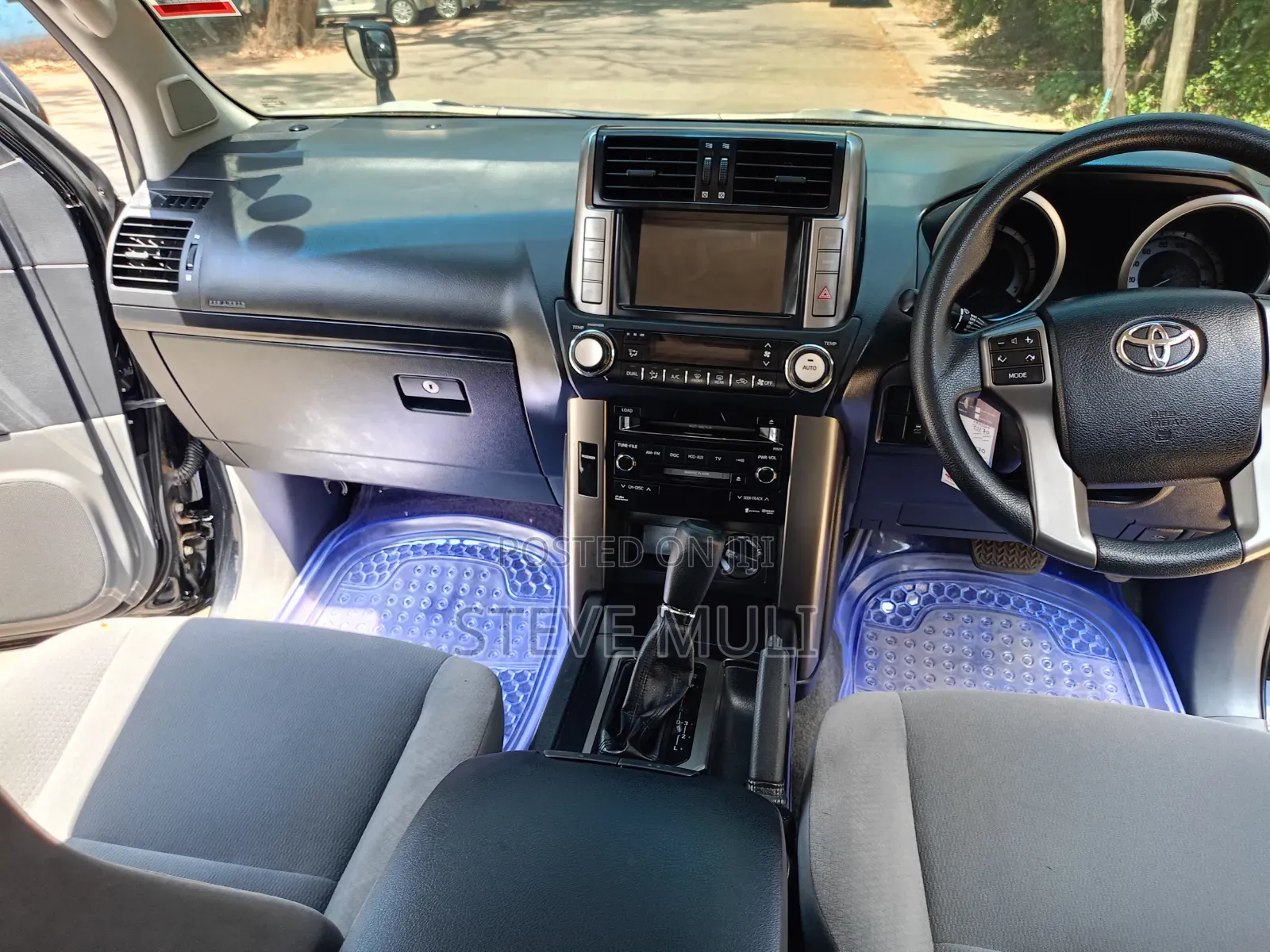 Toyota Land Cruiser Prado 2013 Matt Black