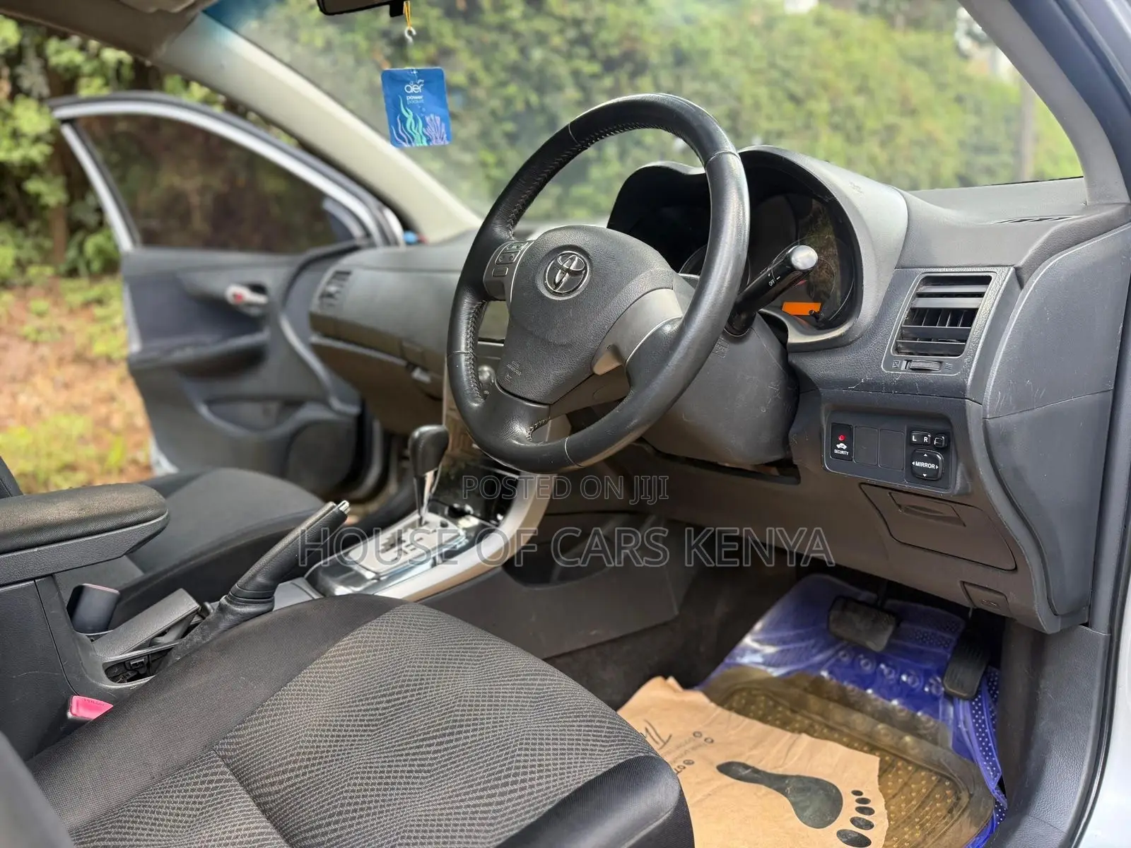 Toyota Corolla Fielder 2011 White