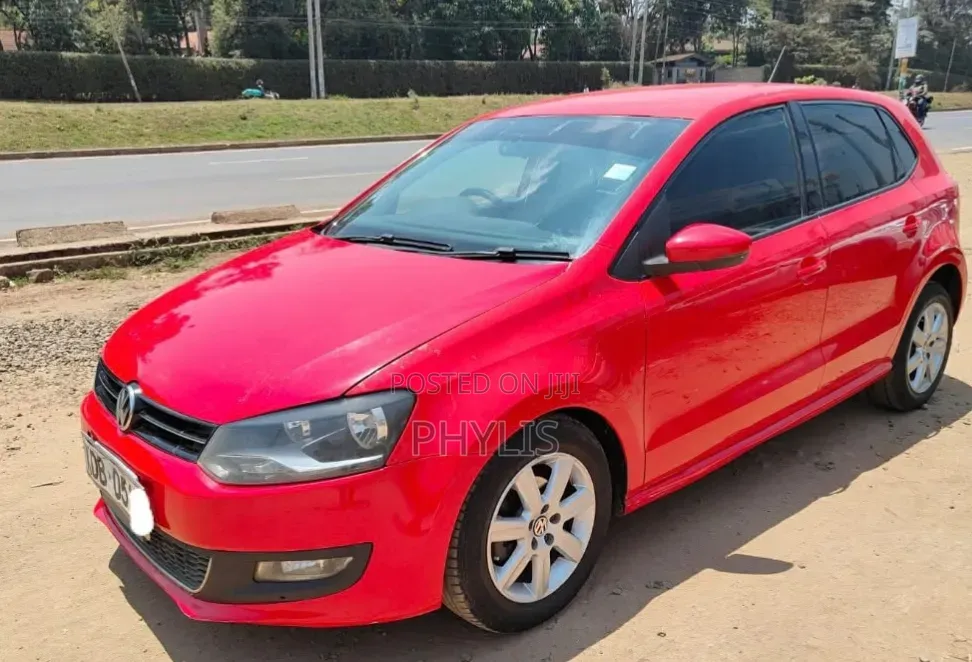 Volkswagen Polo 2012 Red