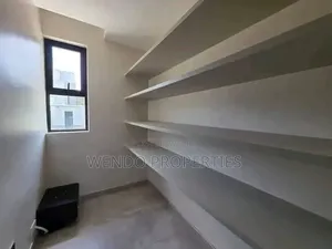 4bdrm Villa in Hardy for rent