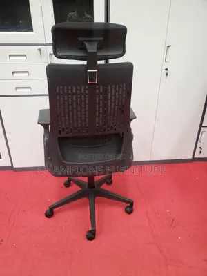 Aeris Mesh Headrest Ergonomic Chair
