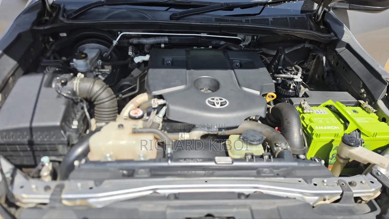 Toyota Hilux 2019 Silver