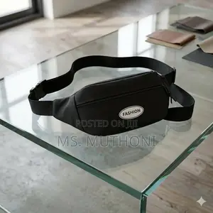 Unisex Black Athleisure Fanny Pack