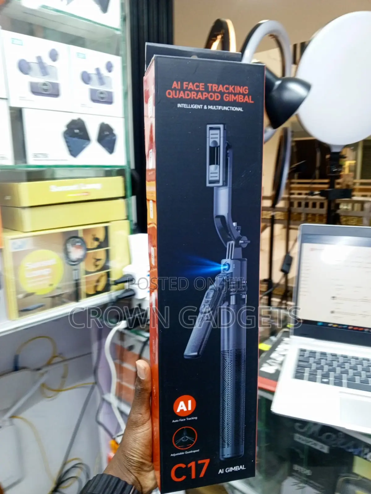 C17 Smart AI Tracking Smartphone Holder Gimbal With Folding Quadrapod