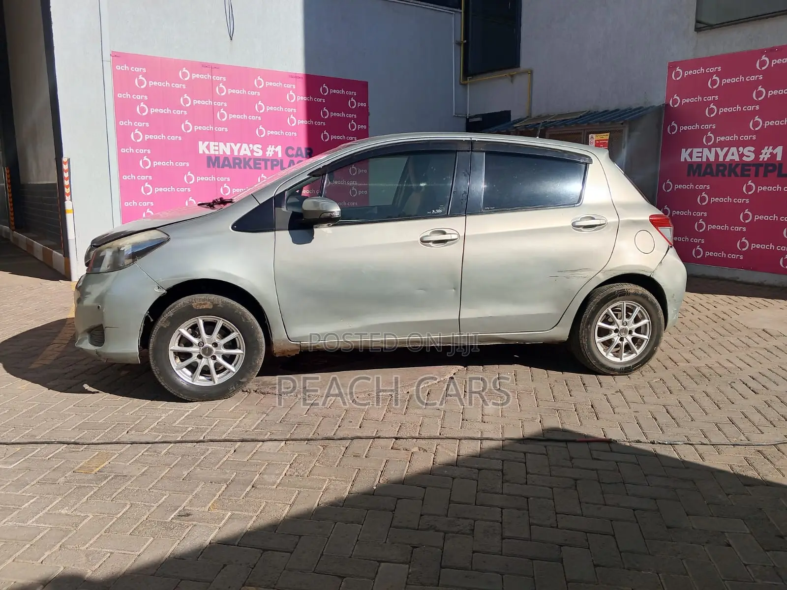 Toyota Vitz 2012 Green