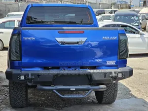 Toyota Hilux 2019 Blue