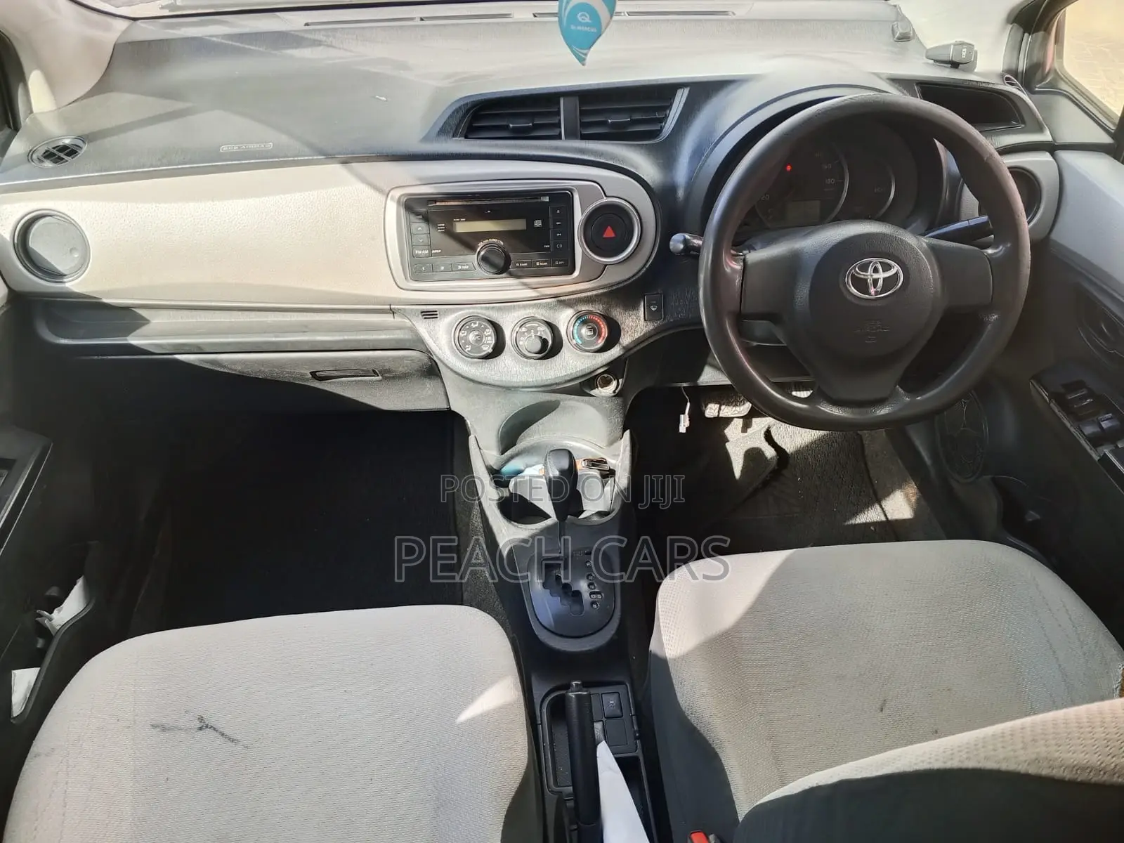 Toyota Vitz 2012 Green