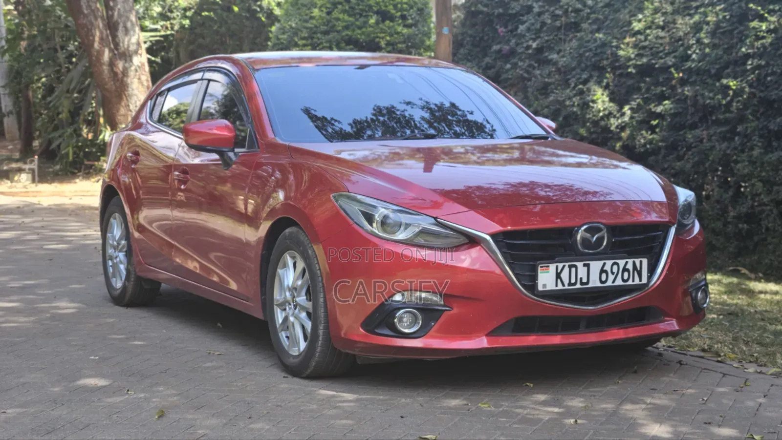 Mazda Axela 2015 Maroon