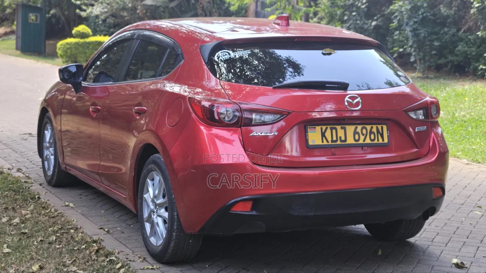 Mazda Axela 2015 Maroon