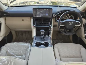 Toyota Land Cruiser 2024 Black