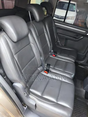 Volkswagen Touran 2014 Gold