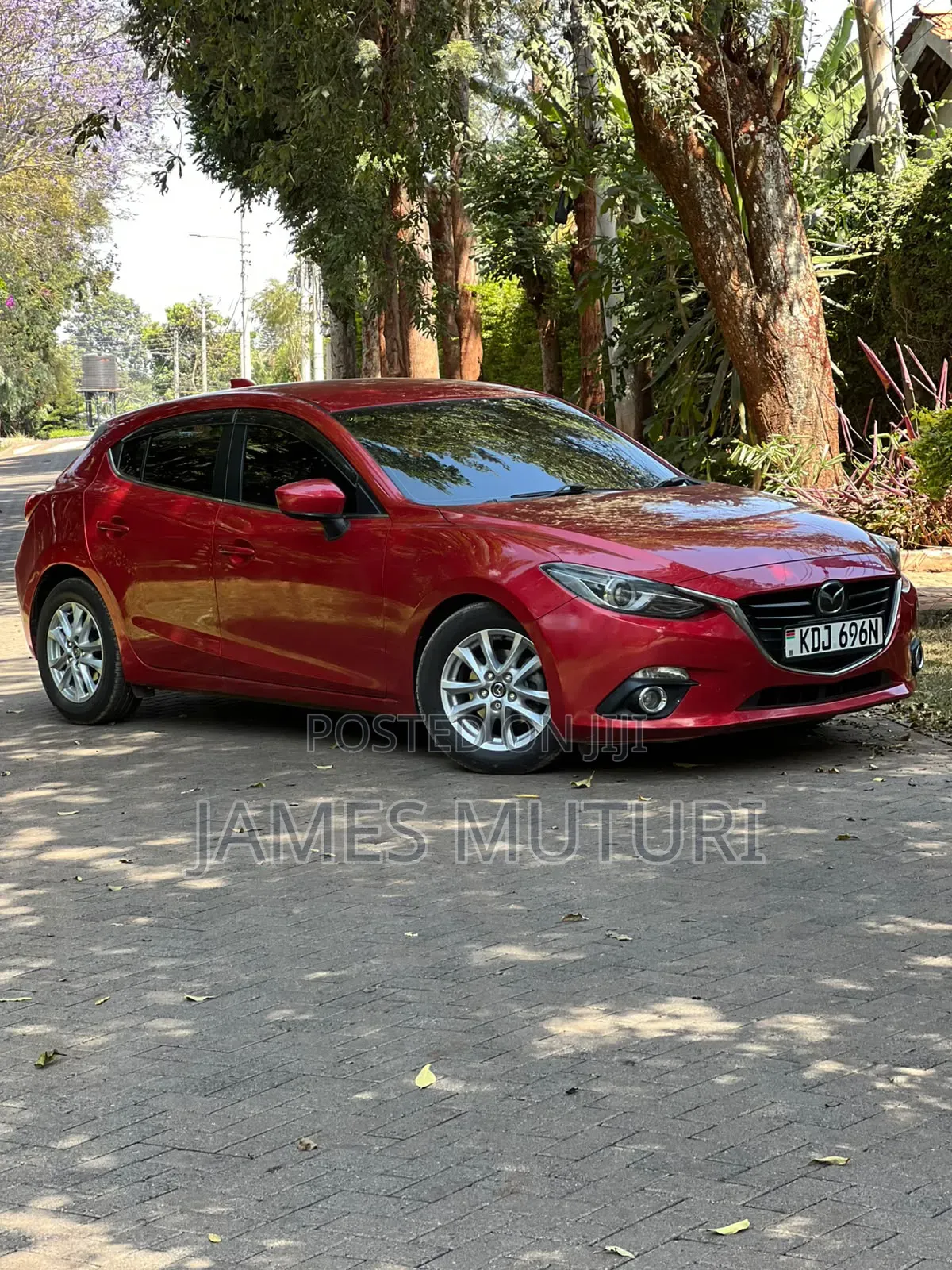 Mazda Axela 2015 Red