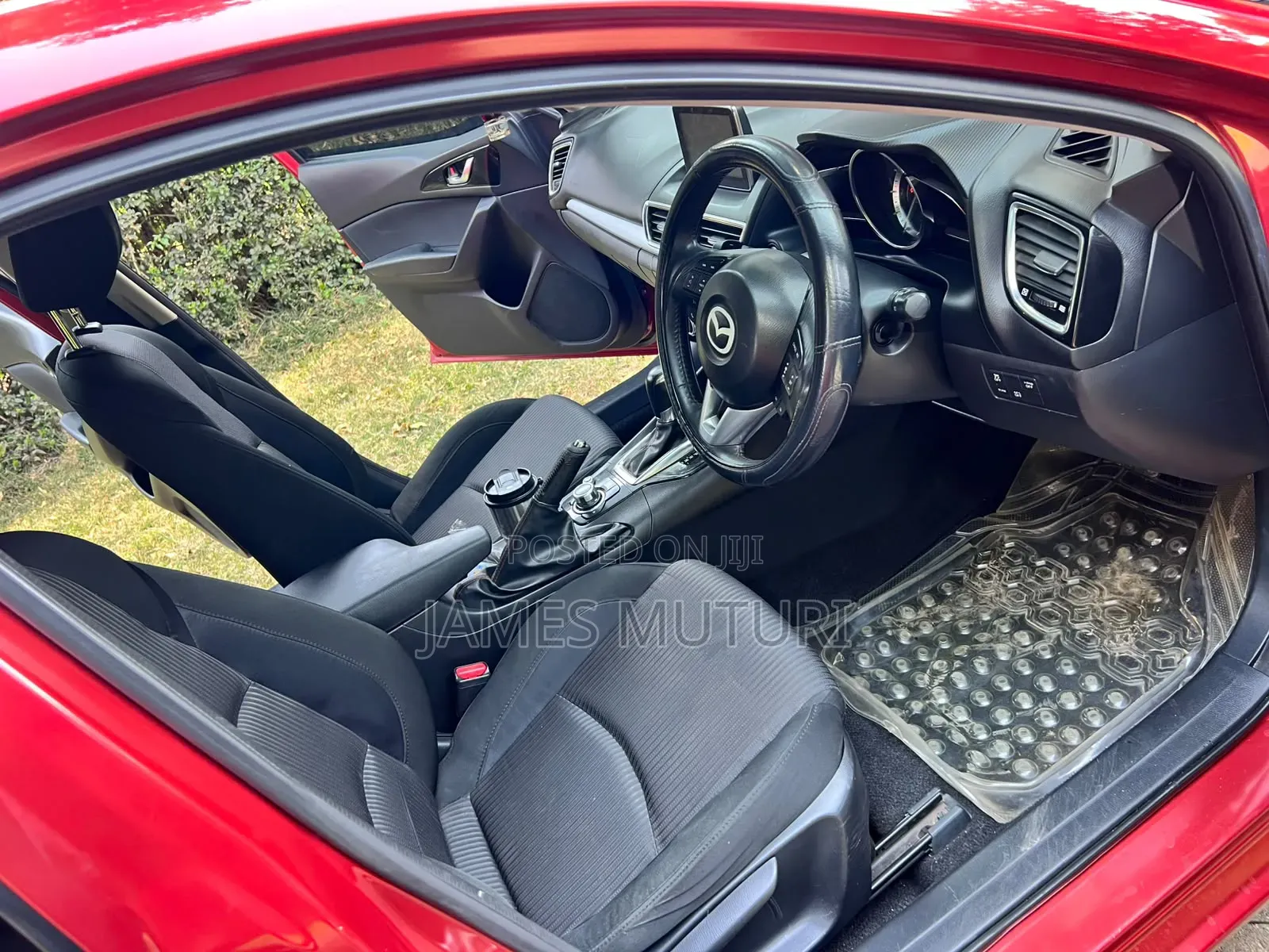 Mazda Axela 2015 Red