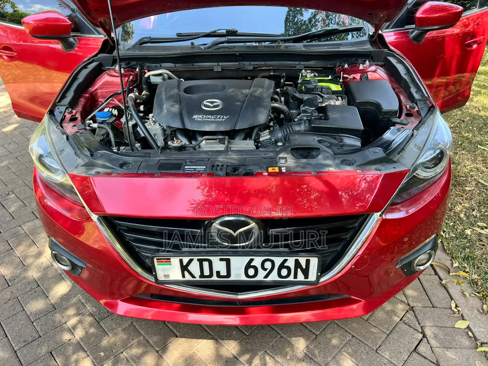 Mazda Axela 2015 Red