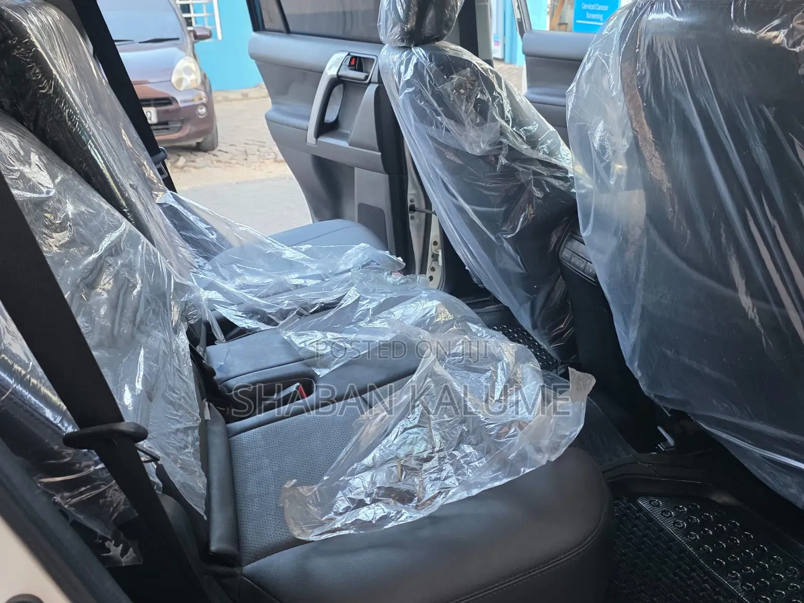 Toyota Land Cruiser Prado 2018 White