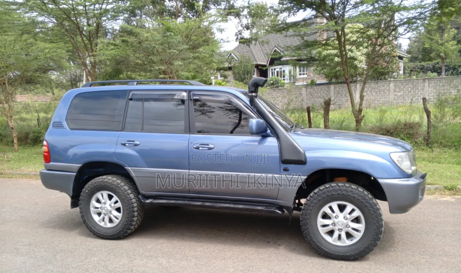 Toyota Land Cruiser 2002 Blue