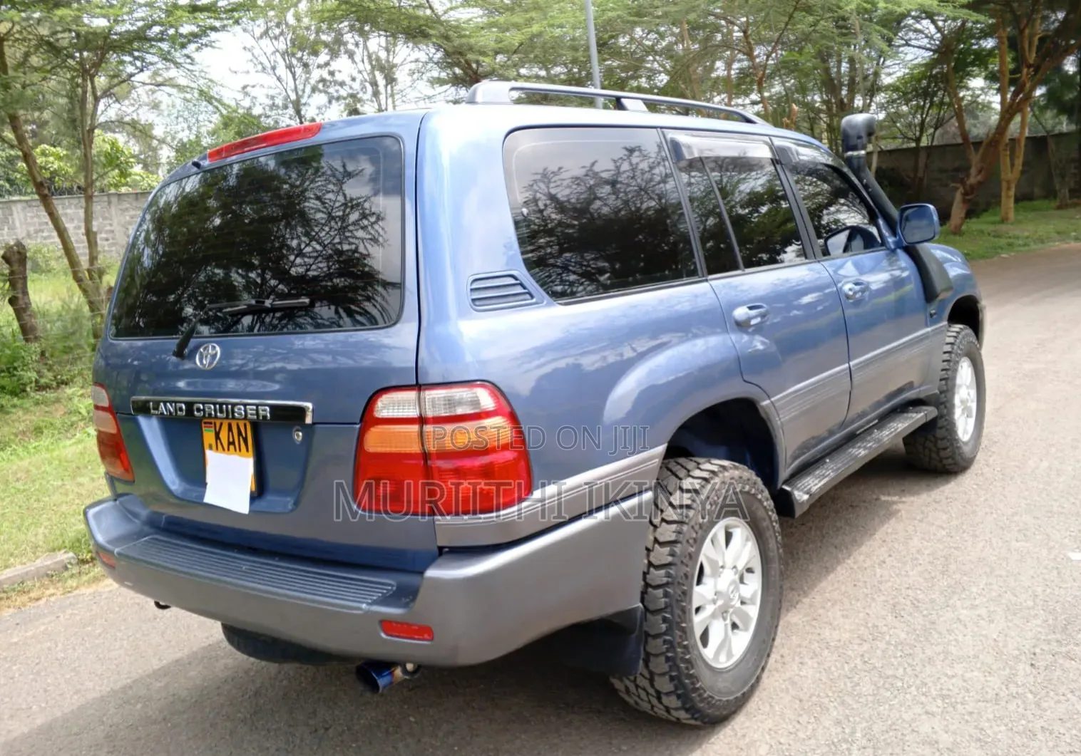 Toyota Land Cruiser 2002 Blue