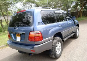Toyota Land Cruiser 2002 Blue