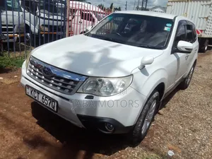 Subaru Forester 2012 White
