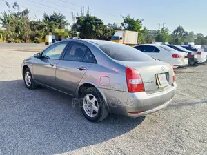 Nissan Primera 2005 Gray