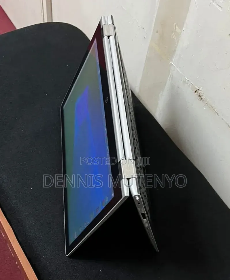 Laptop HP Pavilion x360 8GB Intel Core i5 HDD 500GB