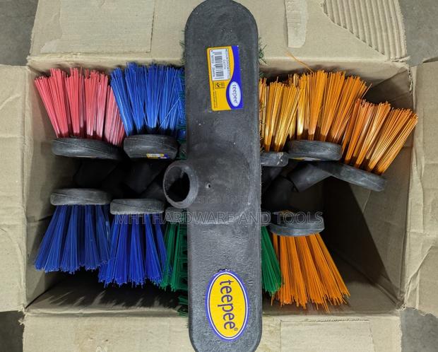 Hardbroom With Stick Teepee