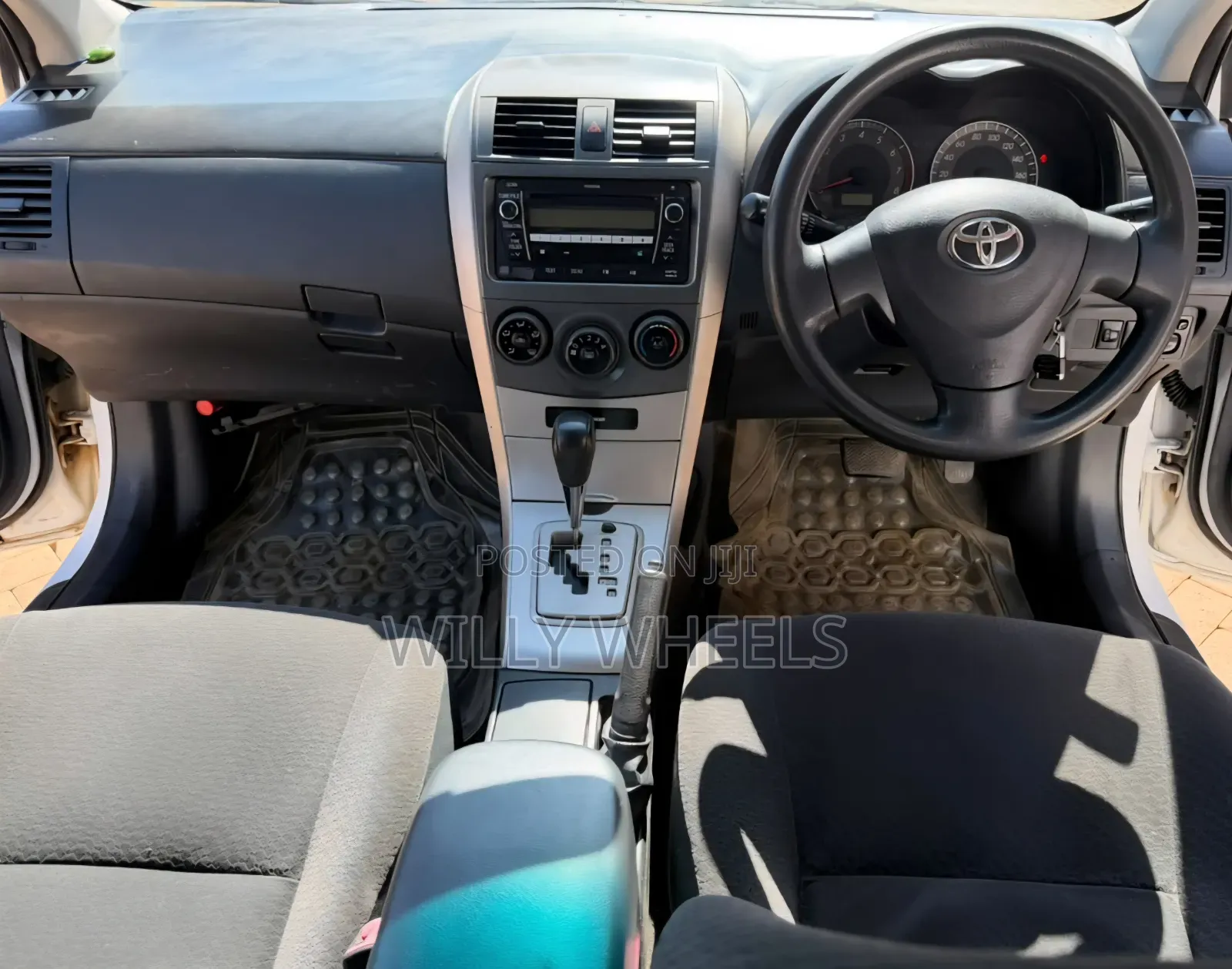 Toyota Corolla Fielder 2010 White