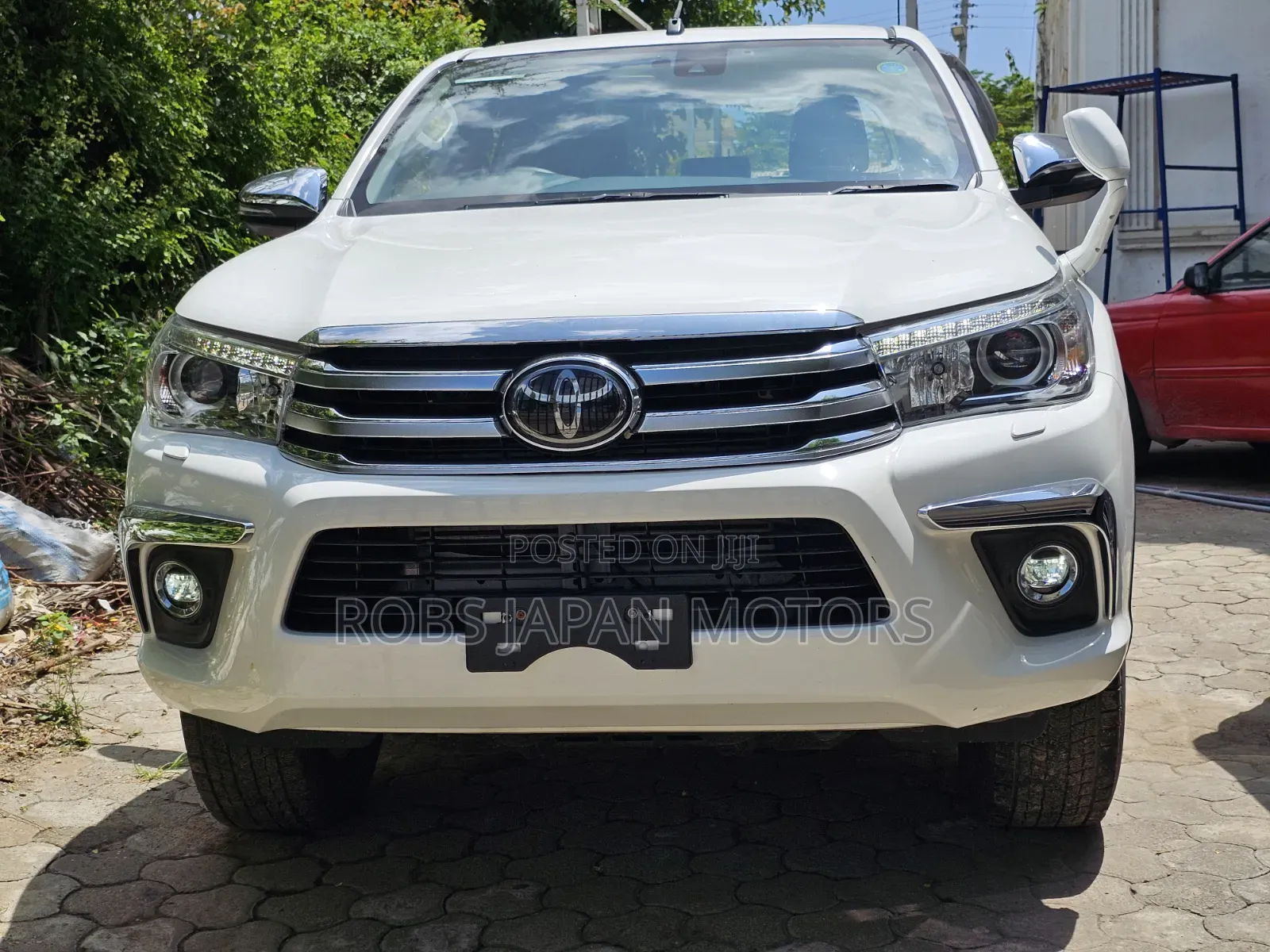 Toyota Hilux 2019 White