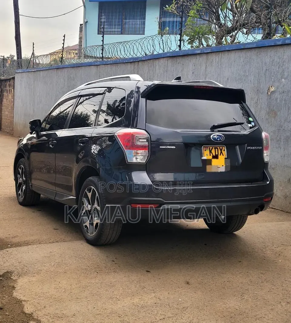 Subaru Forester 2018 Silver