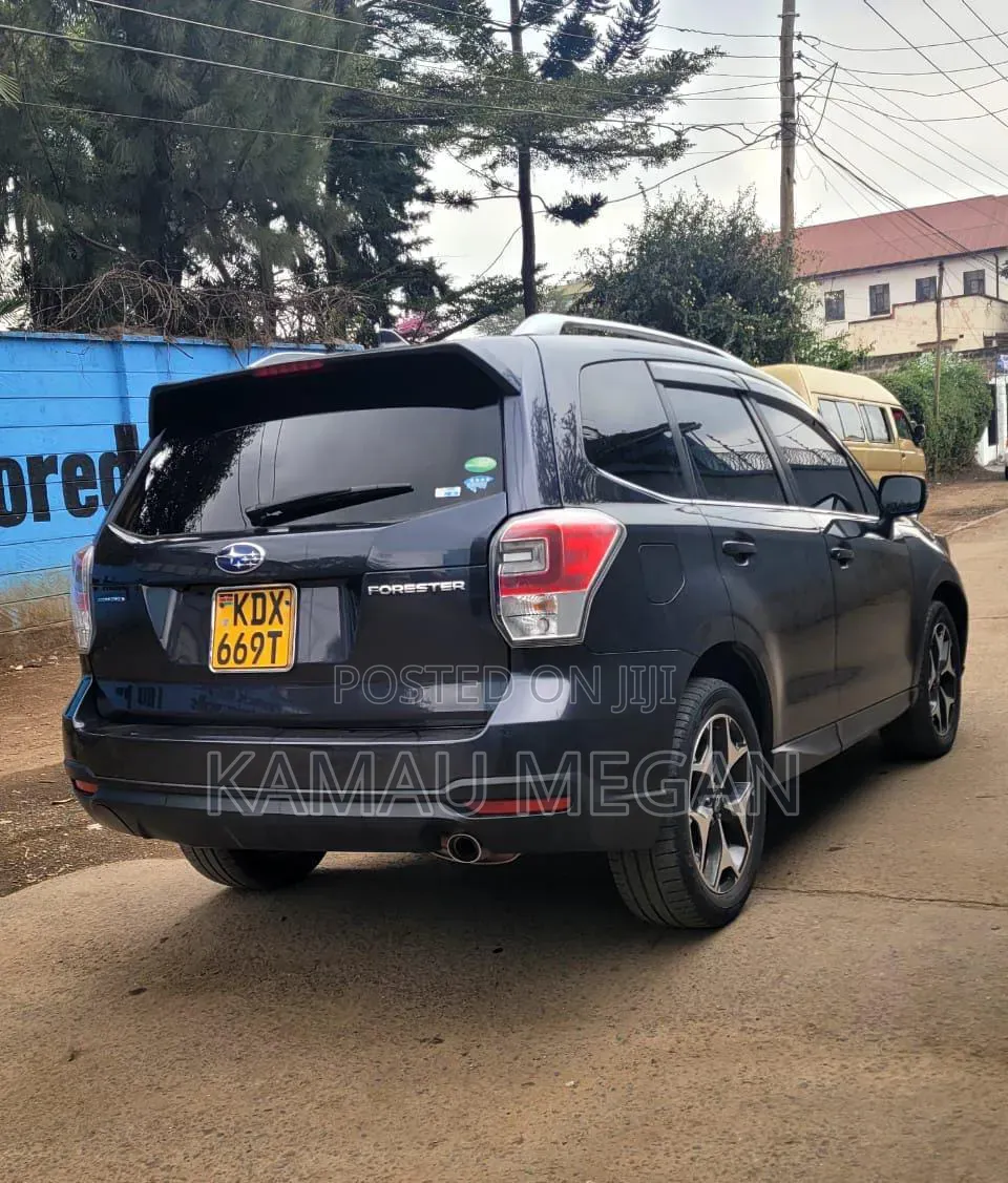Subaru Forester 2018 Silver