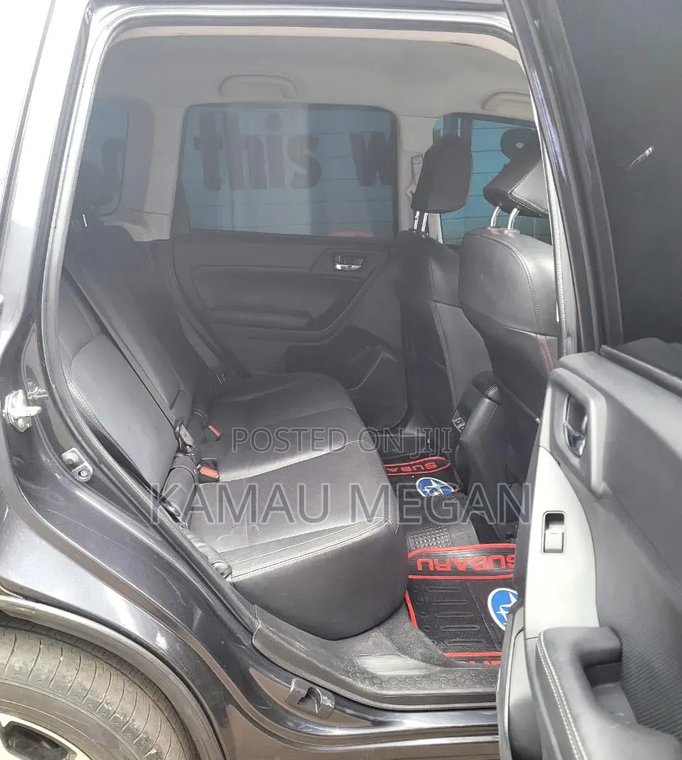 Subaru Forester 2018 Silver