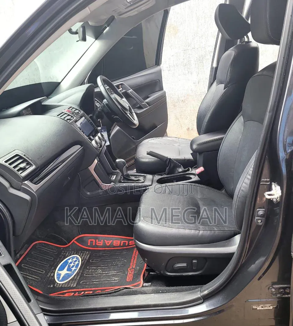 Subaru Forester 2018 Silver