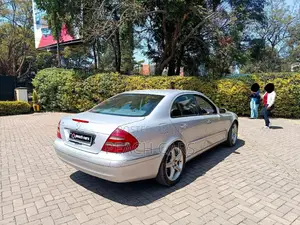 Mercedes-Benz E280 2006 Silver